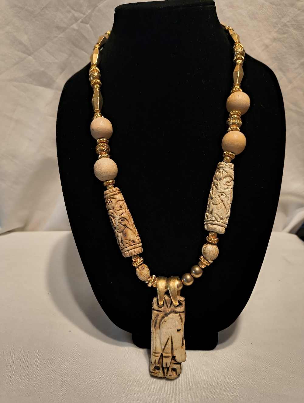 Carved Beige & Gold Statement Pendant Necklace - Women Jewelry